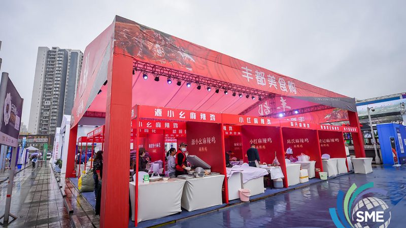 学校标识标牌：尺寸规格背后的设计考量**