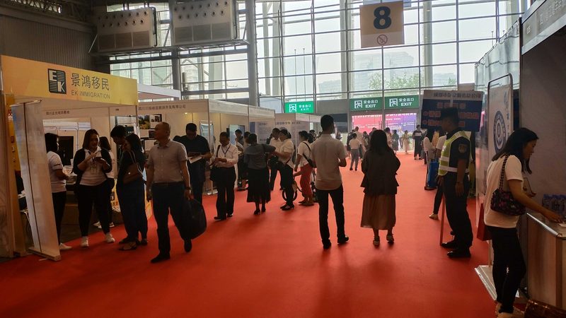 广告设计加盟：揭秘加盟流程与关键步骤**